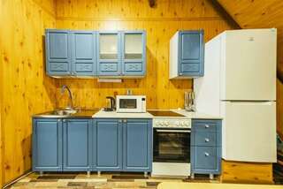 Гостиница  Бристоль Адлер Двухкомнатные апартаменты с отдельным входом-3