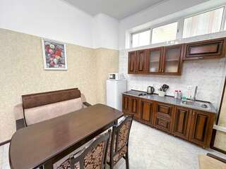 Гостиница  Бристоль Адлер 2-комнатные апартаменты улучшенные-3